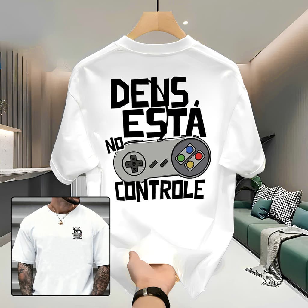 Camiseta DEUS ESTA NO CONTROLE camisa blusa tshirt catolica gospel evangelica cores ENVIO RAPIDO