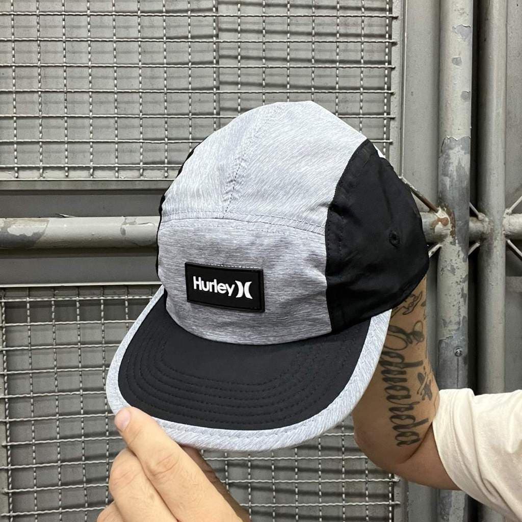 Boné Hurley Strapback Five One e Only Cinza