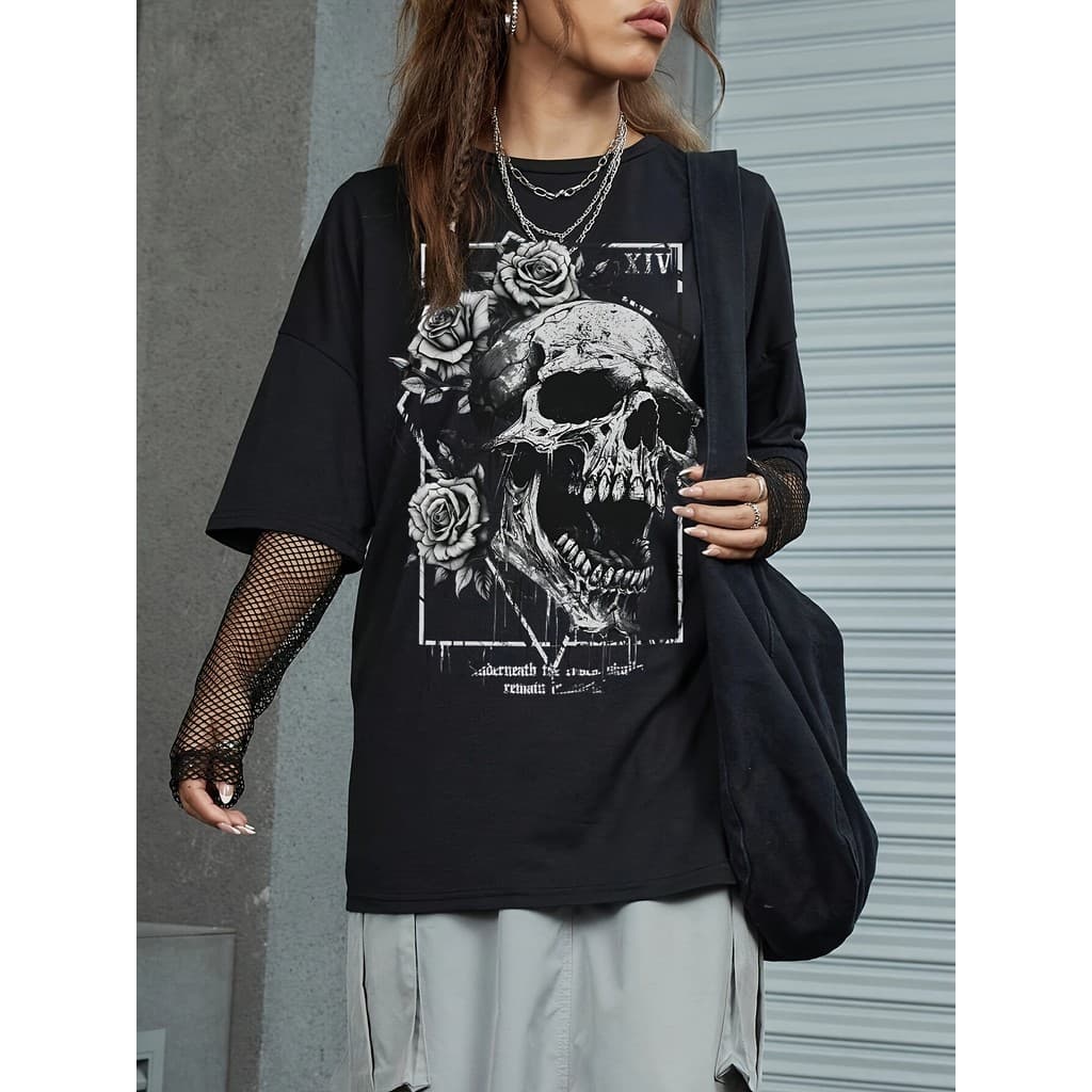 Camiseta Feminina Estampa Gótica | Caveira Rosas Dark Streetwear Grunge Estilo Urbano