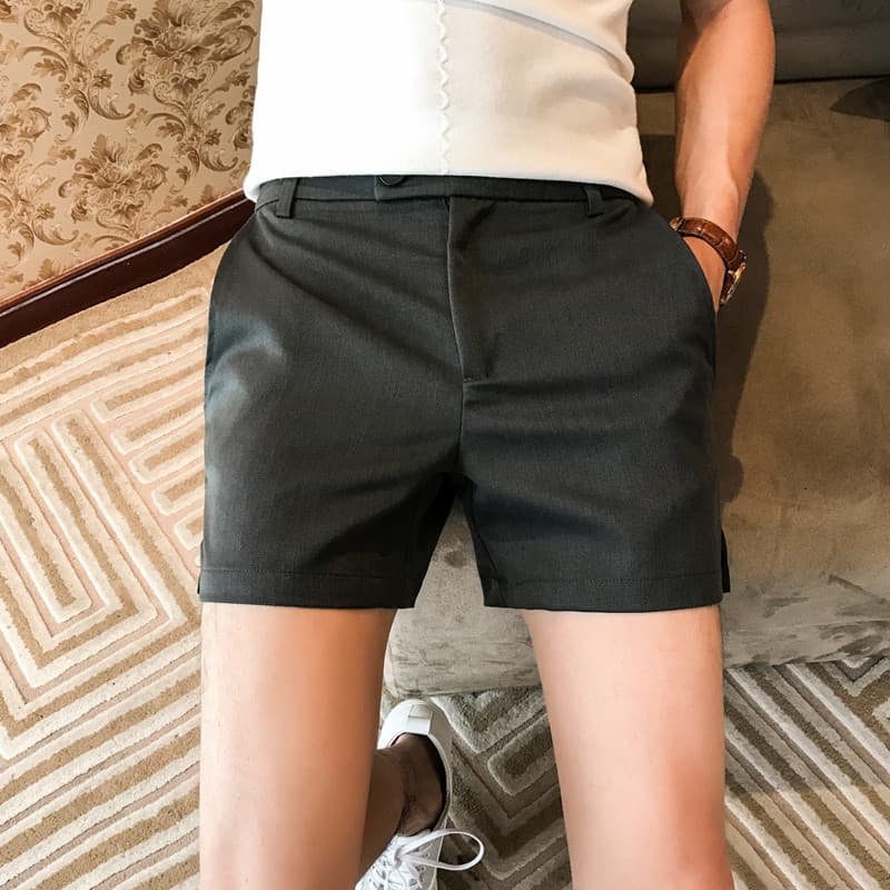 Calças masculinas de verão de três pontos versão coreana Slim-fit fenda lateral terno shorts na moda Super shorts mascul