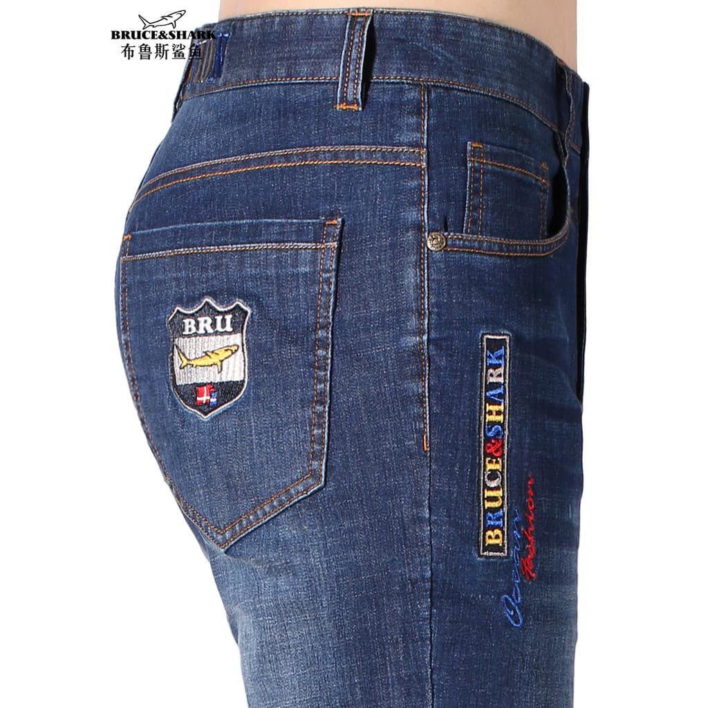 Calças de brim de verão masculinas finas retas bordadas calças masculinas Bruce Shark Street Wear calças soltas masculin