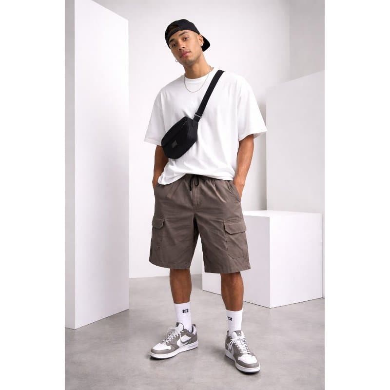 Bermuda Sarja Cargo Masculina Básica Com Bolsos Prática Alta Qualidade
