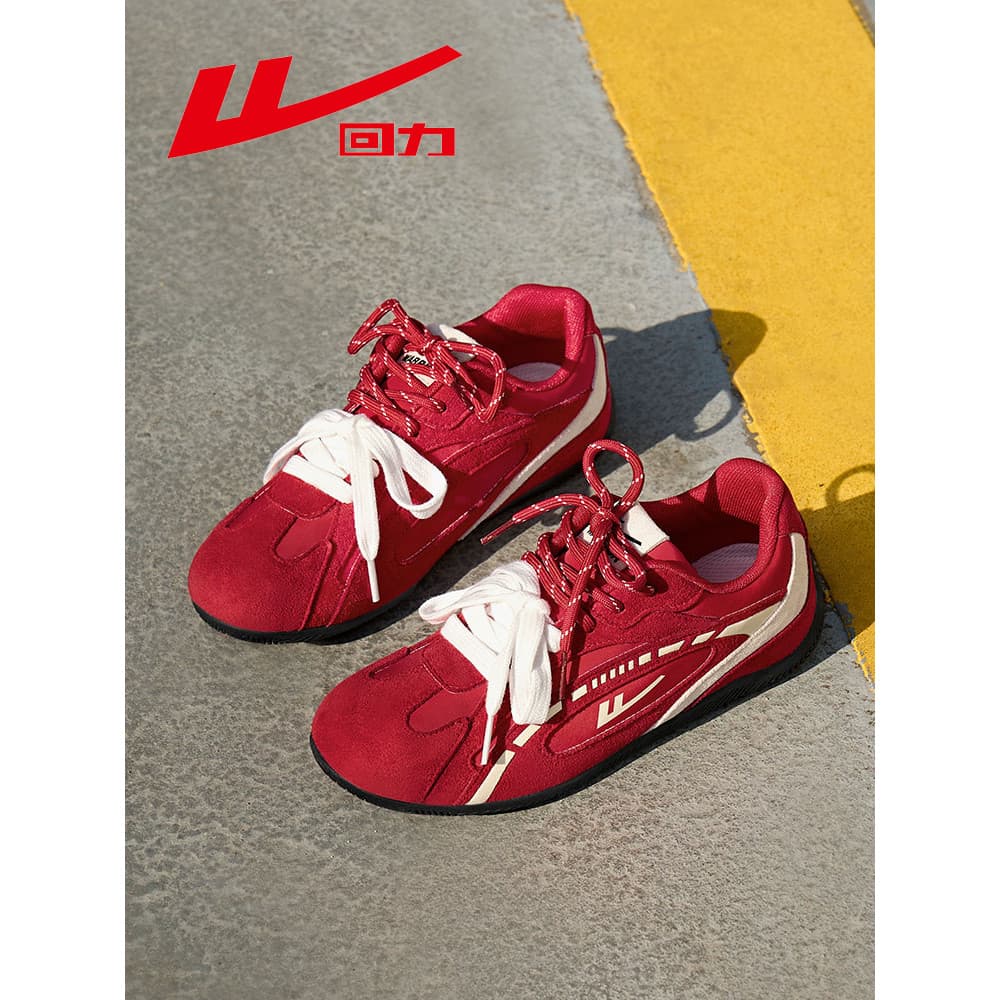Puxar para trás sapatos femininos de ano novo Retro vermelho sapatos de treinamento alemão feminino 2026 Benming ano sor
