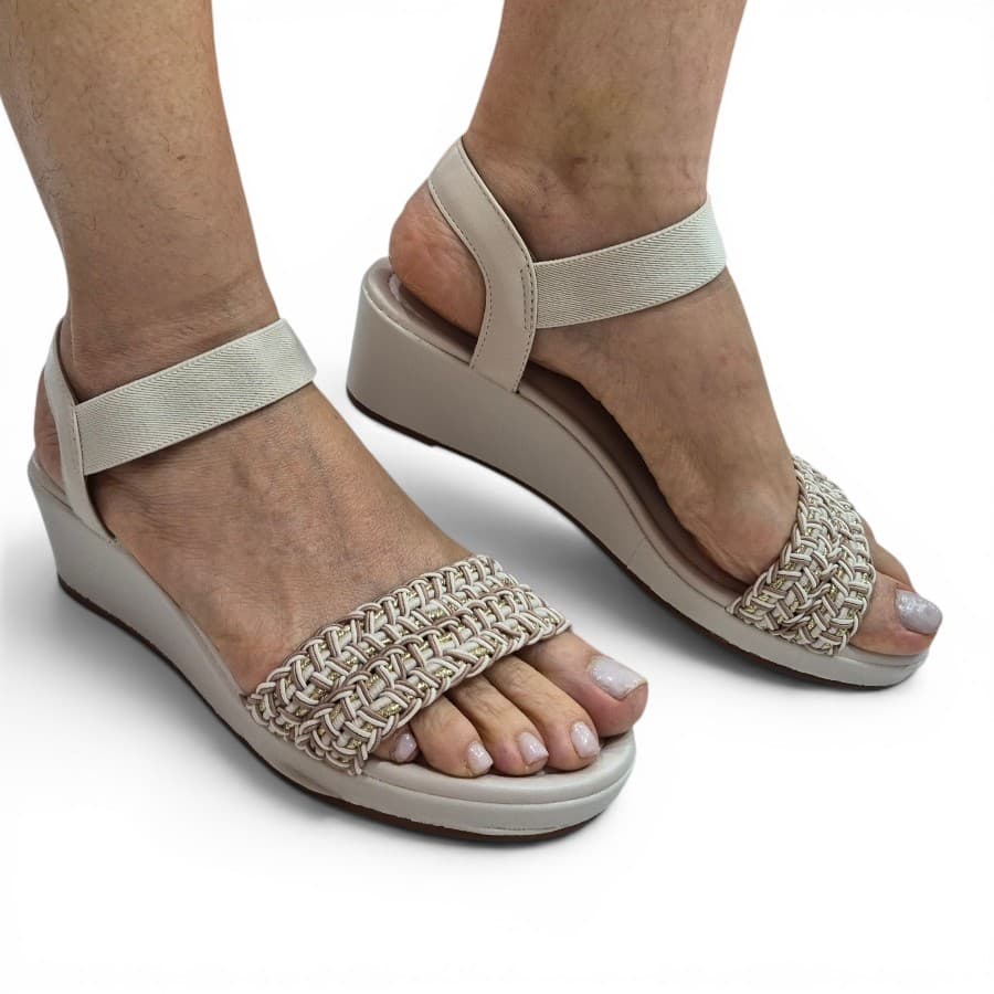 Sandália Feminina MOLECA 5512101 Plataforma Linda