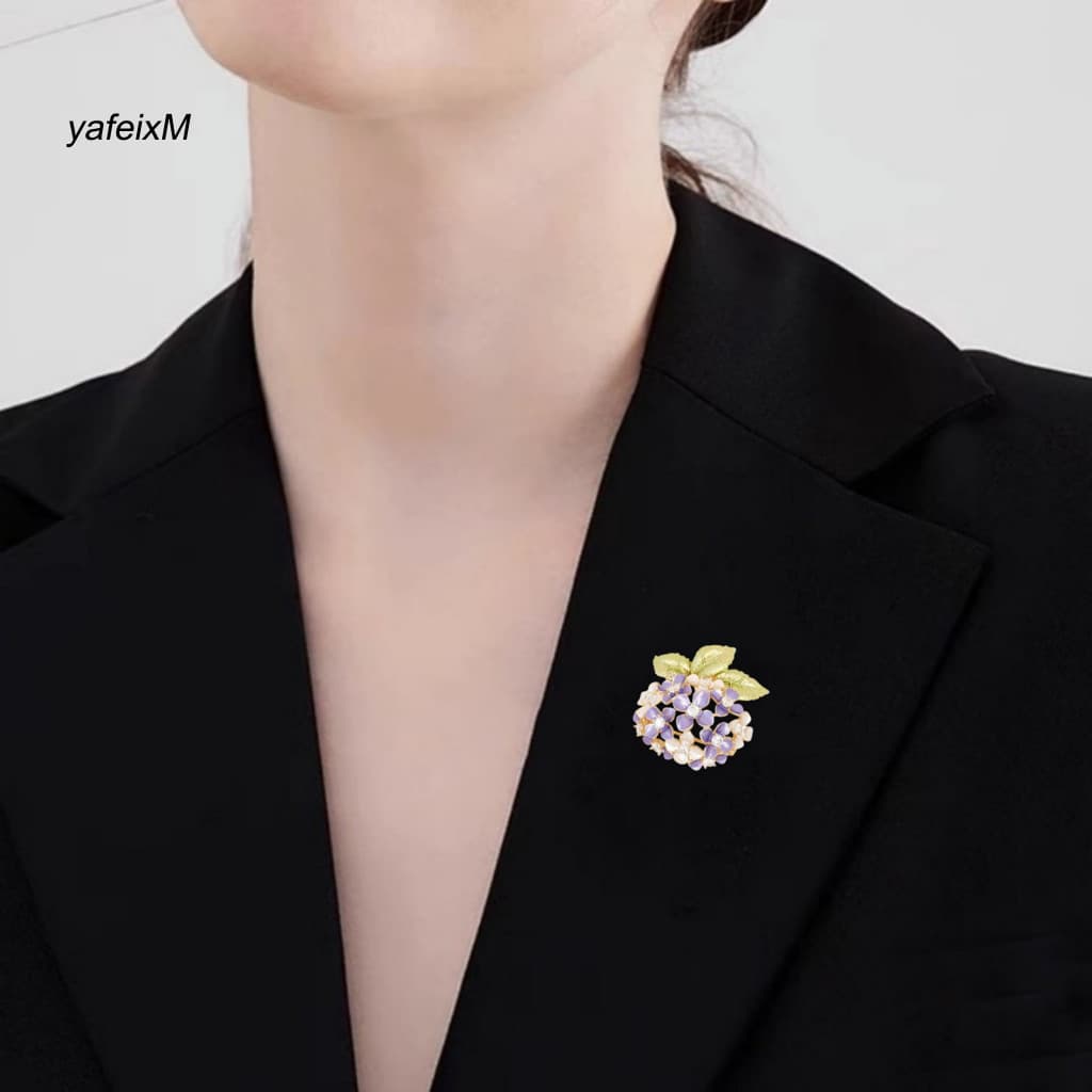 Decorative Pin Scarves Badge Women’s Rhinestone Hydrangea Brooch Sparkling Lapel for Sweaters Hats Bags Coats – Eleg