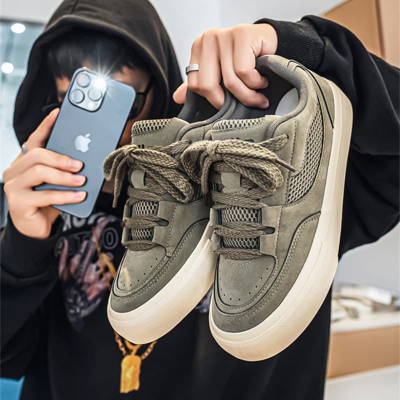 Nicho estilo Hong Kong sapatos de pão 2026 primavera novo estilo Retro tênis estudante tênis esportivos rufião bonito ve