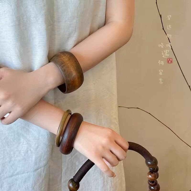 Pulseira de madeira retrô de alta qualidade, estilo nicho feminino, retrô elegante, joias de estilo étnico