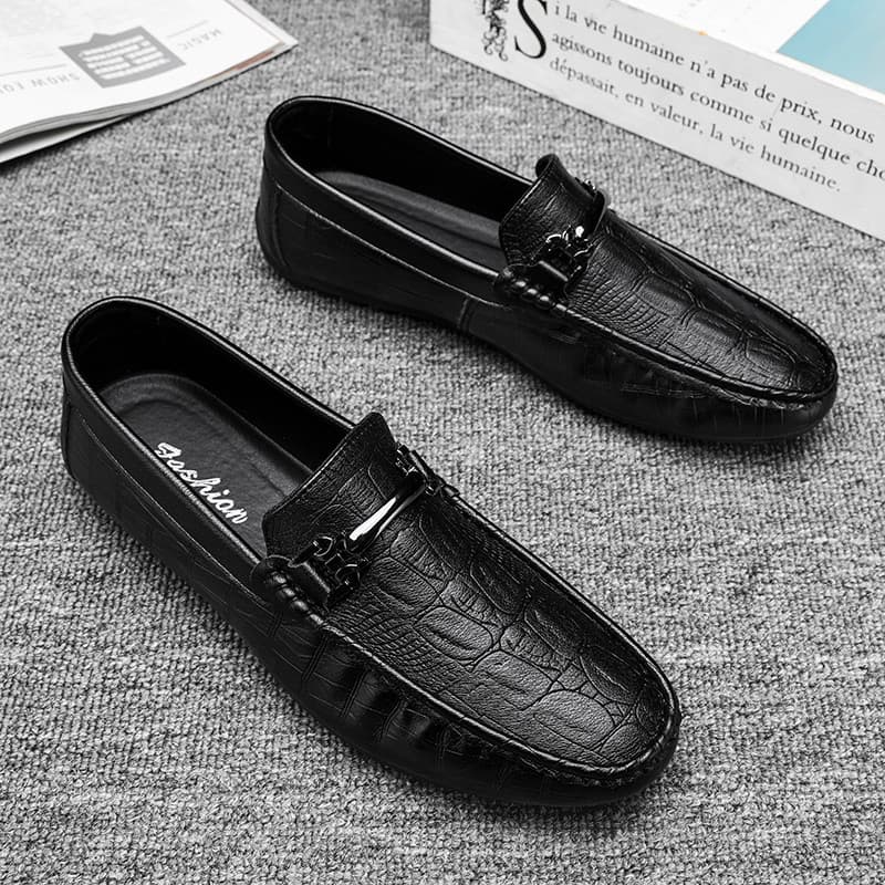 Ervilhas sapatos masculinos 2026 novo estilo verão All-Match estilo britânico sapatos de couro casuais preguiçoso desliz