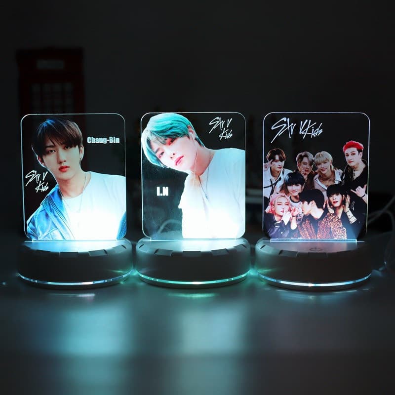 Luminária Led Noturna Com Kpop Stray Kids Crylic