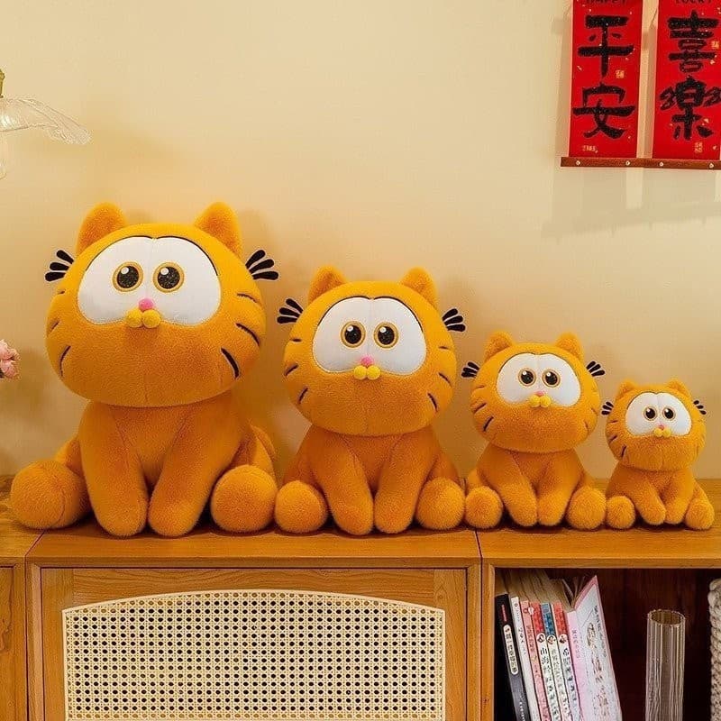 Pelúcia do Garfield, o brinquedo de pelúcia daquele filme, usado para decoração de quartos infantis.