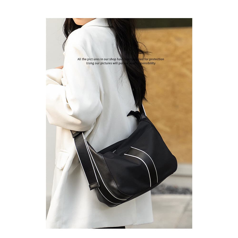Bolsa feminina mensageiro 2025 novo estilo leve bolsa de lona de náilon All-Match Casual bolsa de ombro bolsa de ombro C