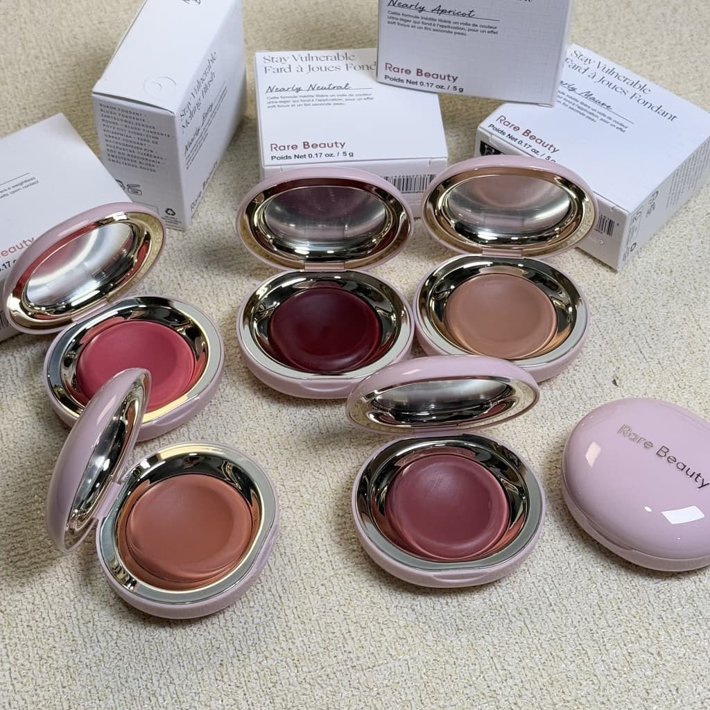 Rare Beauty  Lip And Cheek Blush Creme Contorno Natural Brilhante E Iluminador Maquiagem Facial Nu