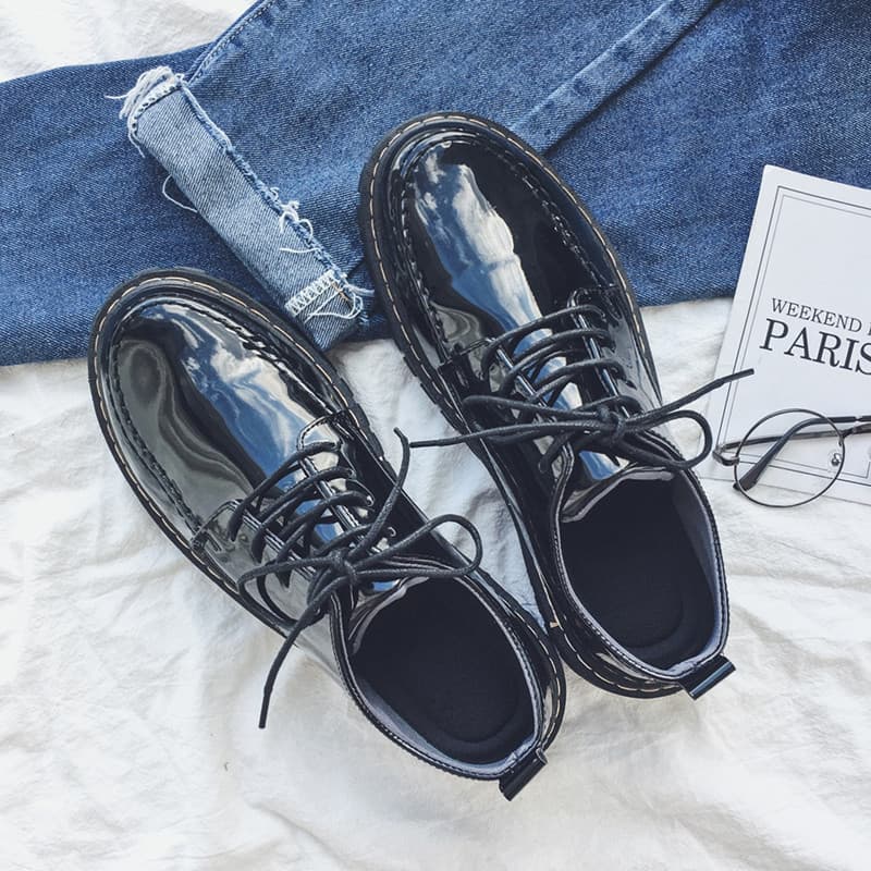 Primavera sapatos de couro masculino versão coreana na moda All-Match preto na moda sapatos masculinos britânicos sapato