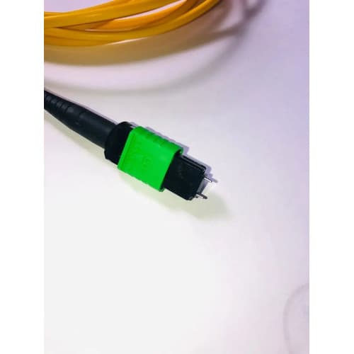 Cabo Fibra Óptica Mpo/(f) X Mpo/(m) 9/125 + Qsfp28 100g 2m.