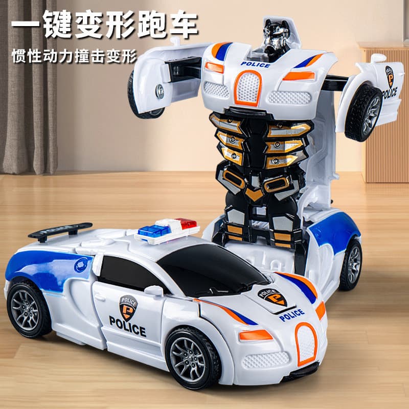 Crianças transformando carro de brinquedo impacto inercial um clique transformando carro de polícia menino colisão educa