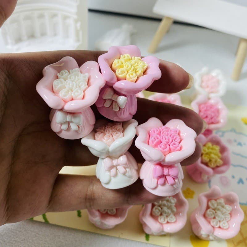 5 Pçs/set 3D Rosa Buquê Forma Flatbacks Encantos Para DIY Creme Cola Grampos De Cabelo Pingentes Artesanais Materiais Su