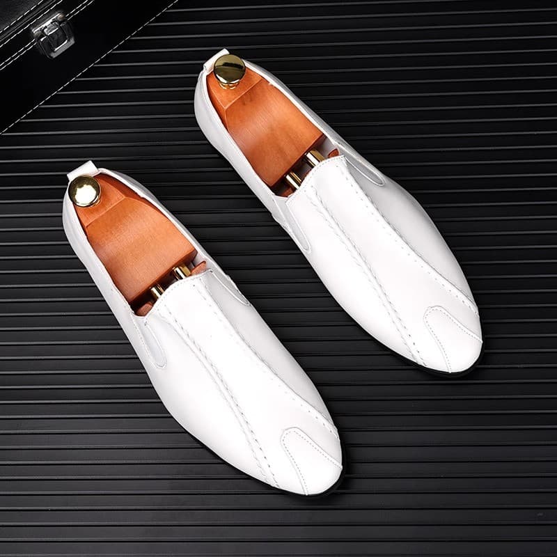 Sapatos de couro masculino verão respirável negócios Formal Wear sapatos masculinos 2026 novo estilo branco sapatos casu