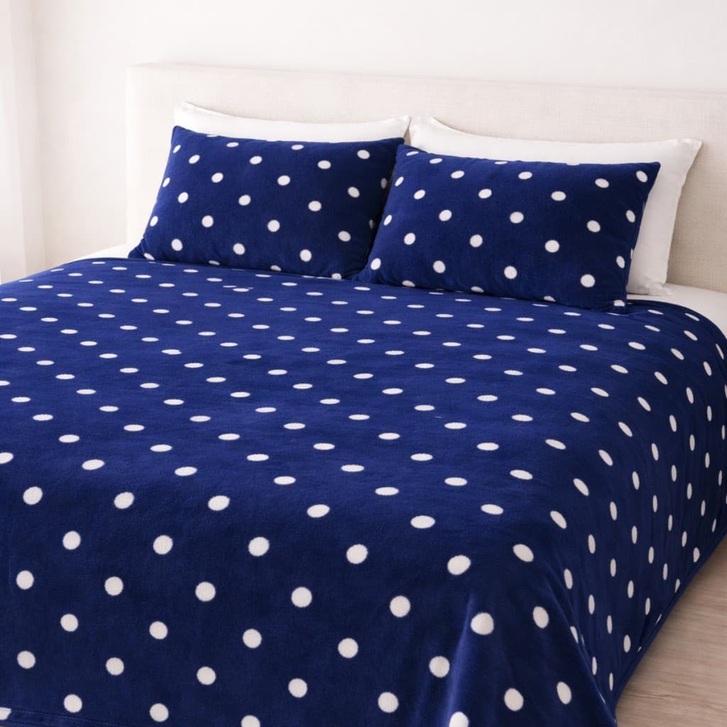 Cobertor Casal Flannel Poá 2,30x2,45m e Fronhas Kit Variável, Super Macio e Aconchegante