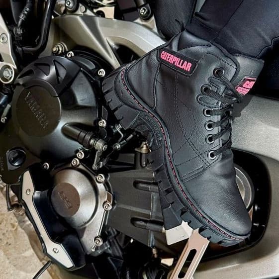 Bota Caterpillar Feminina Preta com Detalhes lux-26