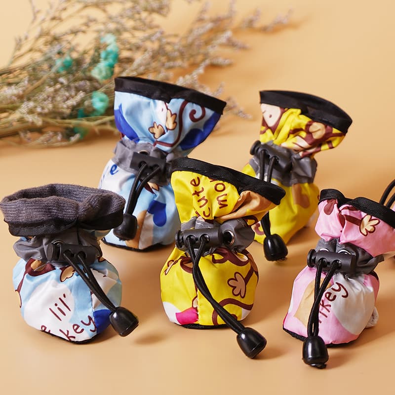 Sapatos para cães não podem cair sapatos de pelúcia um conjunto de 4 Bichon filhote de cachorro cães pequenos universais