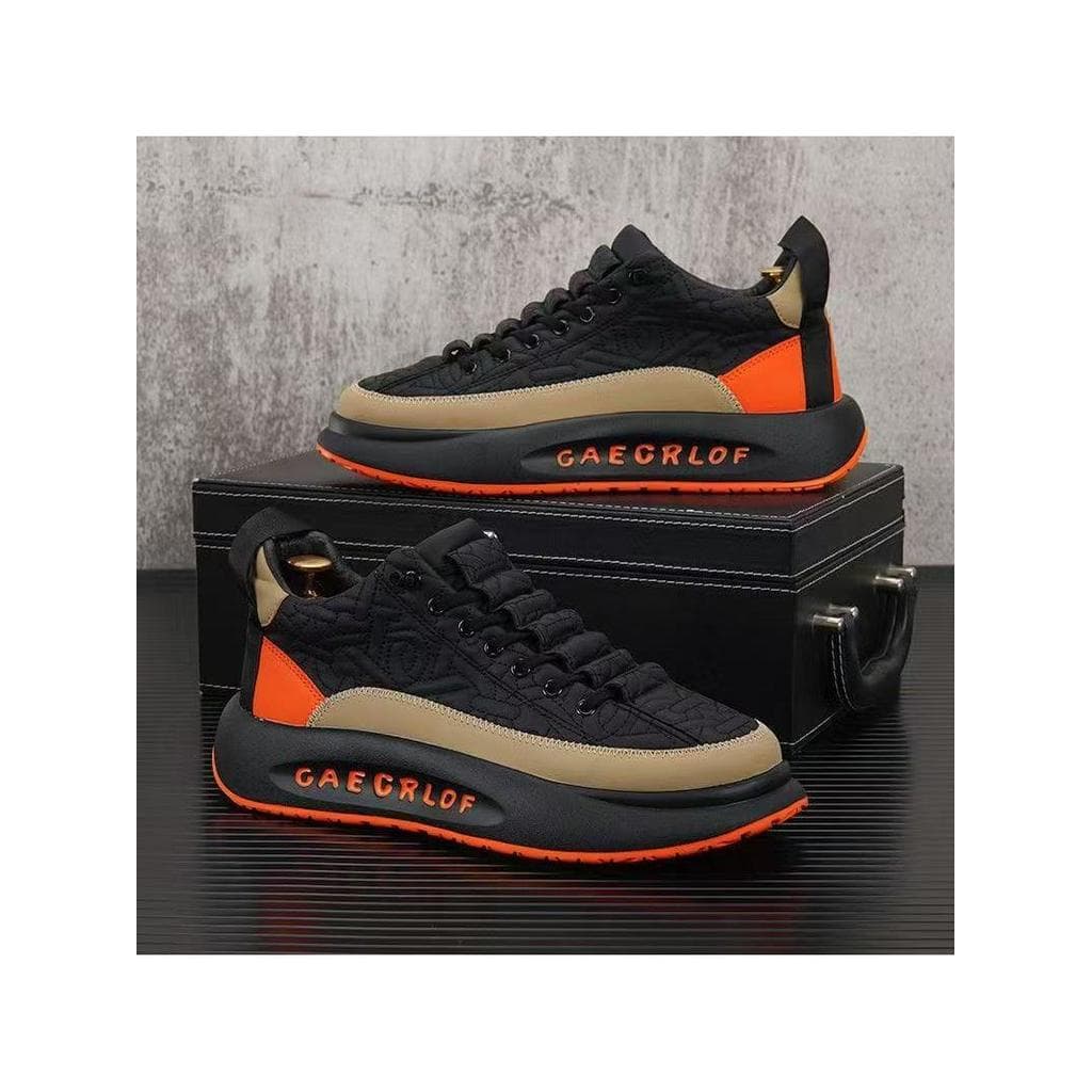 Sapatos masculinos 2025 novo estilo Super quente tênis verão respirável aumento interno Forrest Gump sapatos casuais mas