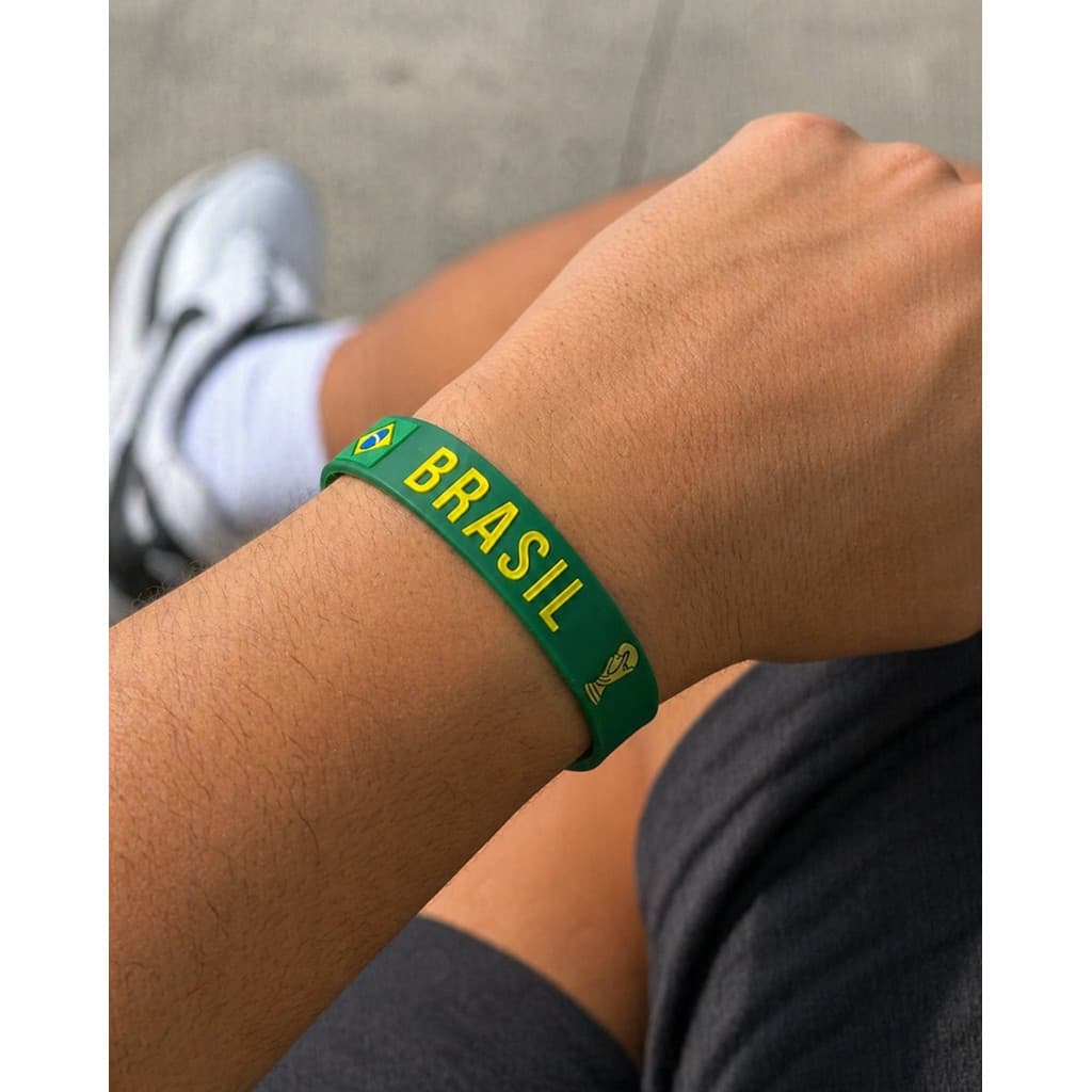 Pulseira Silicone Ajustável Unissex Brasil Copa do Mundo Bandeira Taça Torcedor Jogos