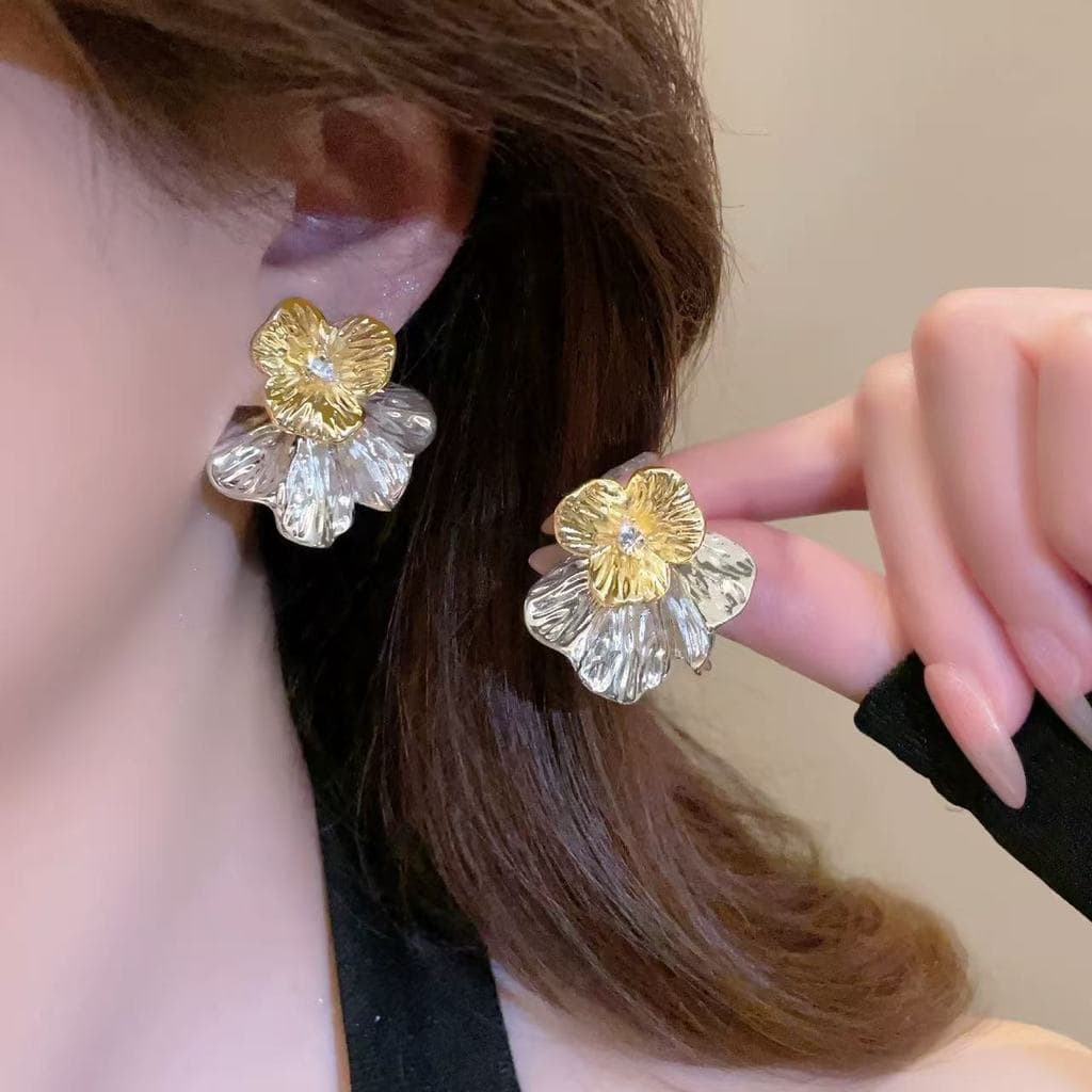 Brincos de flor dourada francesa, um estilo, duas peças, brincos retrô exclusivos de alta qualidade