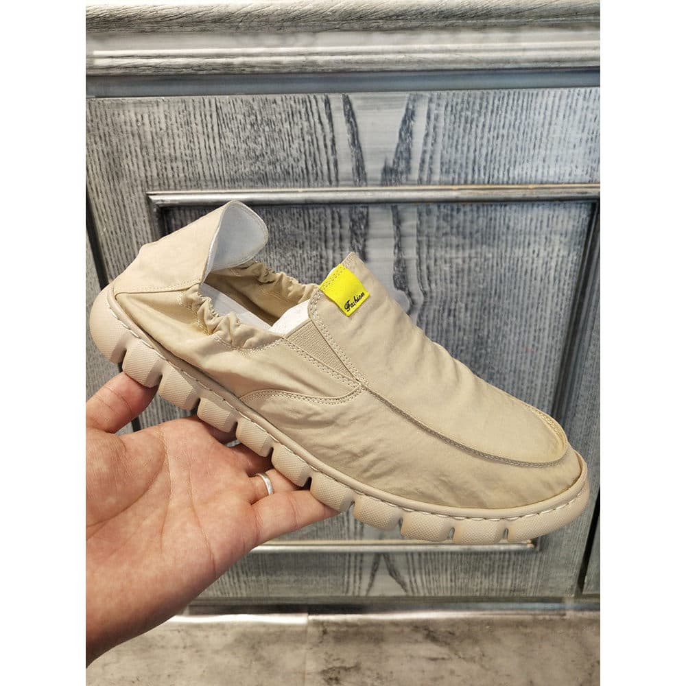 Mocassins masculinos na moda deslizamento-em sapatos de pano respirável sapatos masculinos desodorante sapatos preguiços
