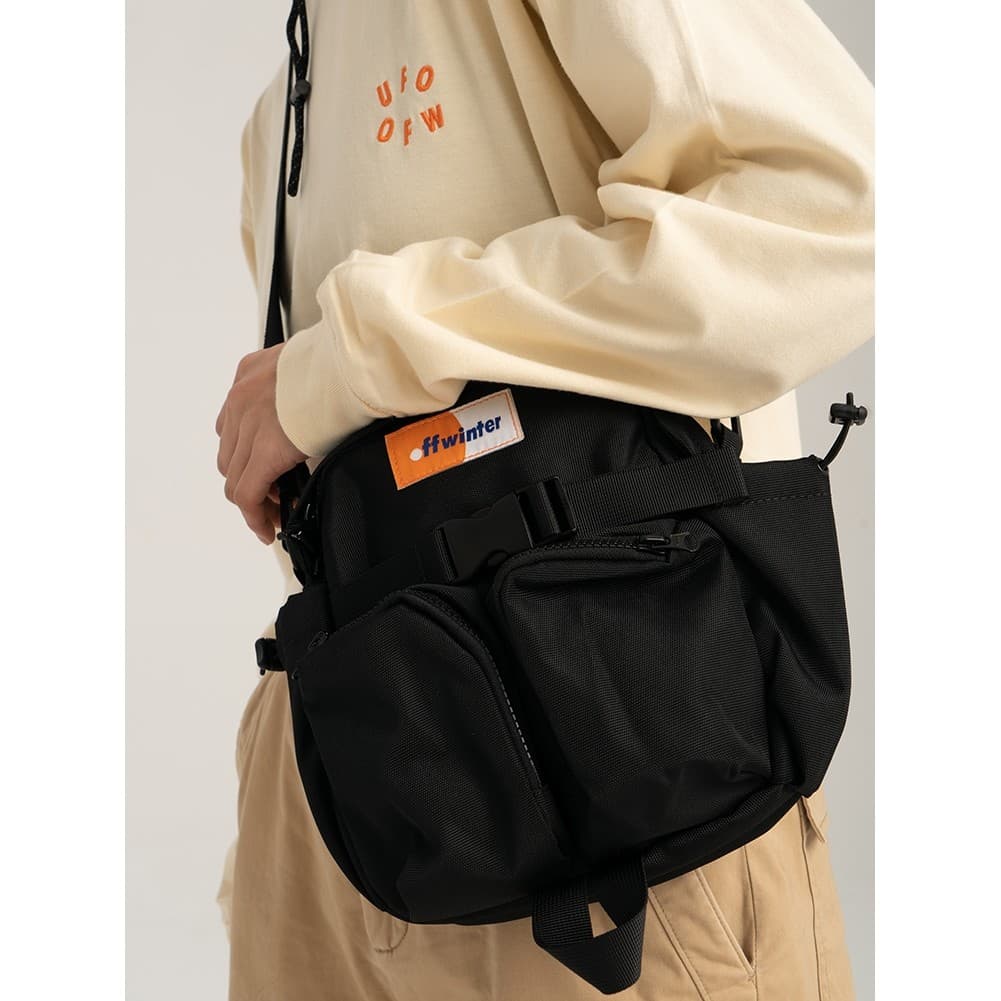 OFFWINTER (OFW) Air Travel Tamanho Pequeno Repelente de Água Diagonal Japonesa Bolsa de Ombro Pequena Mochila de Nicho O