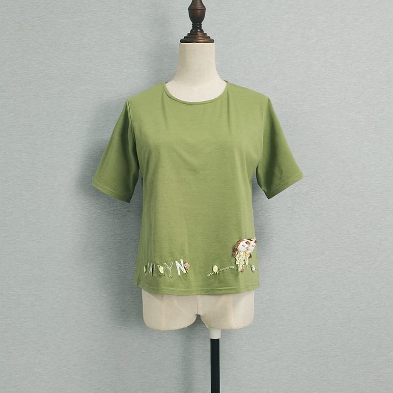 Estiramento de manga curta camiseta feminina 2021 verão solto estilo Preppy carta bordado tridimensional boneca Appliq