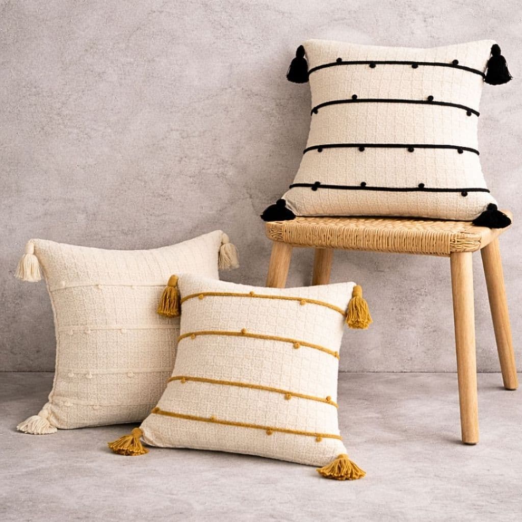 Capa de Almofada Lizie 45X45cm Artesanal Boho Algodão com Trama Bolinha para Sofá Sala Elegante