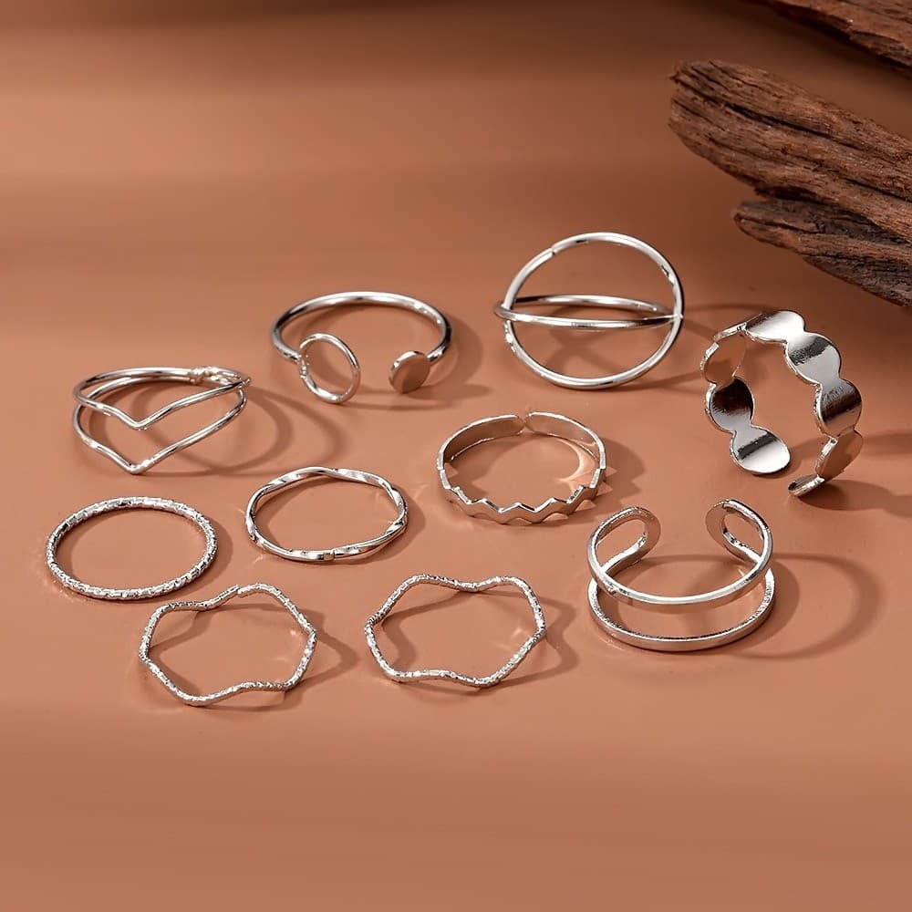 Kit Anéis de Metal Prateado 10 Peças, Design Ondulado e Geométrico
