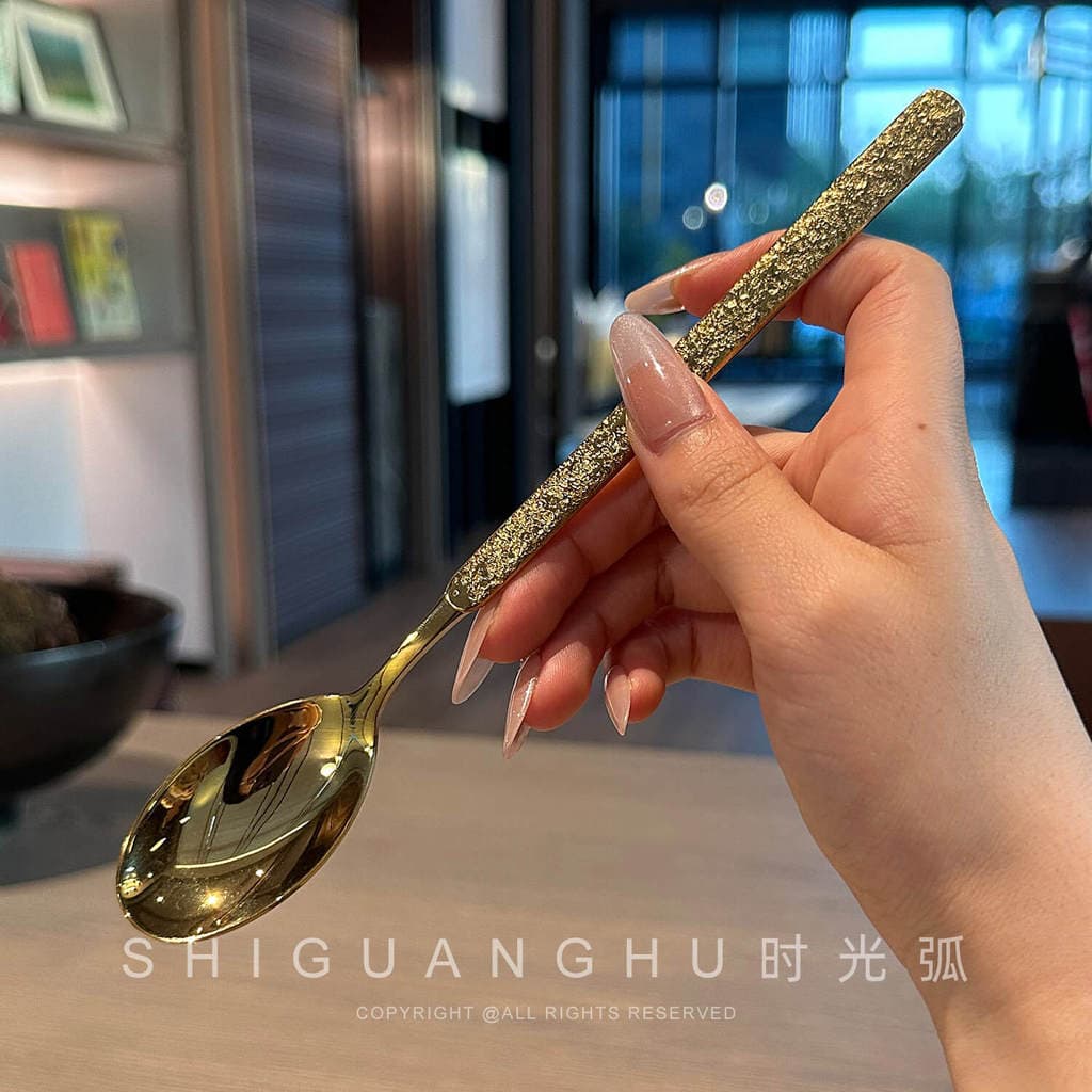 ** Estilo próprio do chefe lindo * Colher de gelo de aço inoxidável 304 Colher de jantar Colher para comer Colher para m
