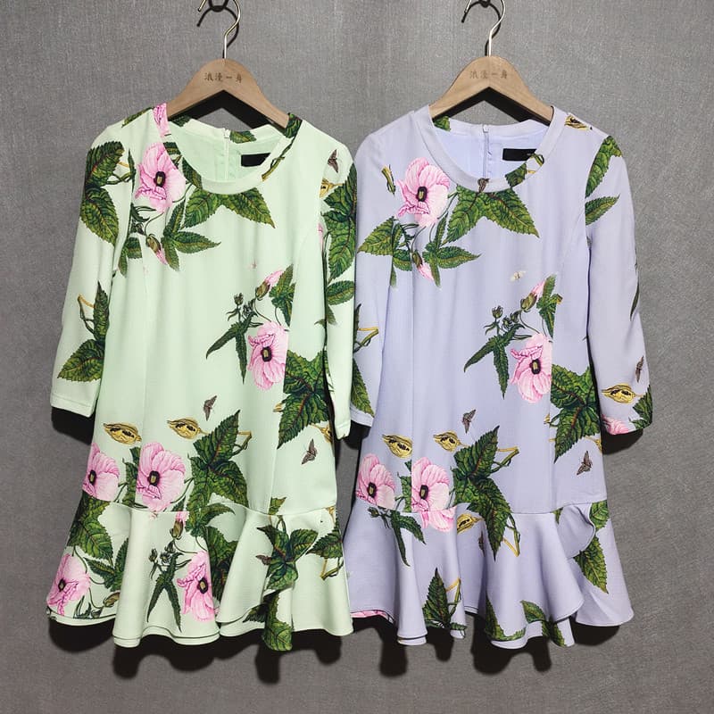 R REMO/Romantic One Ladies Primavera Verão Vestido Mais Magro Look Manga Três Quartos Cor Flor All-Match Casual Meninas