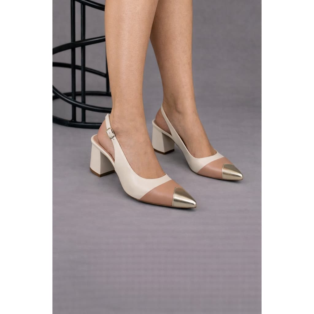 Scarpin Feminino Salto Bloco Fivela Tri-Color Conforto Estilo Moderno Elegância Sofisticada