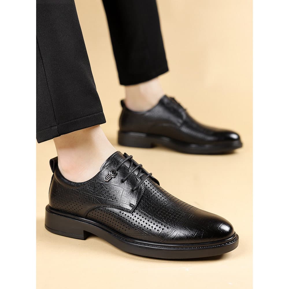 Sandálias de couro respiráveis de verão oco sapatos de couro casuais masculinos perfurados pontiagudos sandálias de pai