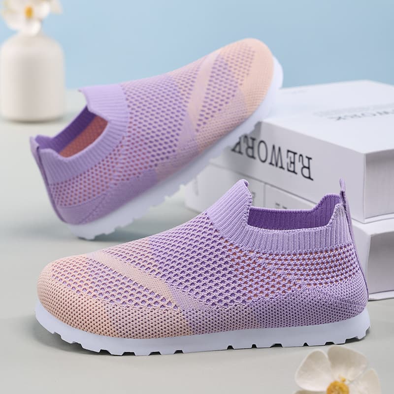 Crianças sapatos esportivos novo estilo meninos tênis de corrida voando tecido malha sapatos simples respirável bebê cri