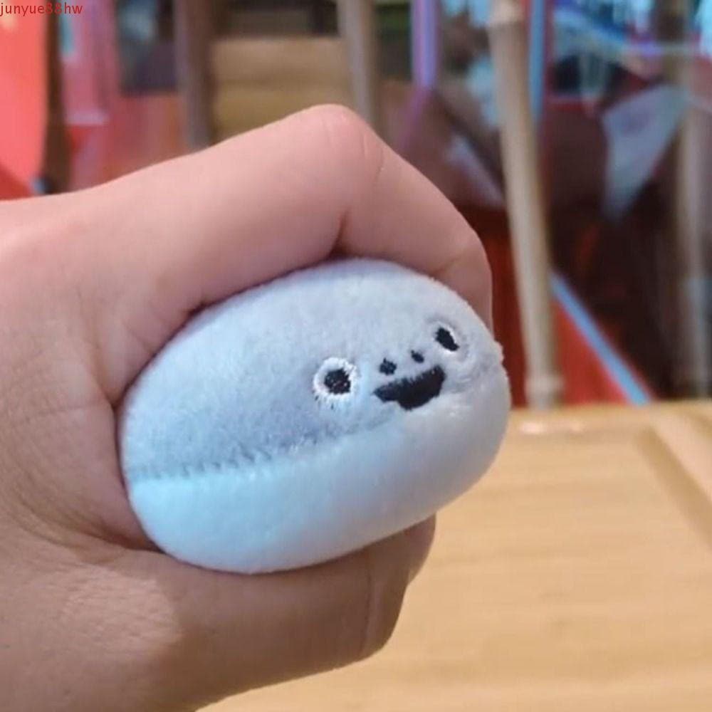 Chaveiro Squeaky Saccabambaspis, brinquedo de pelúcia com pingente em forma de peixe, chave de carro.