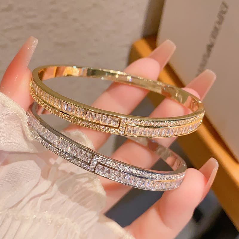 Pulseira feminina requintada, galvanizada e incrustada com diamantes, não desbota, cheia de diamantes, elegante e sofist