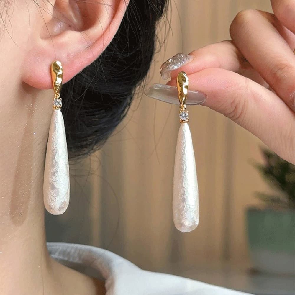 [Estoque pronto] Novo estilo chinês temperamento gota de água textura algodão pérola brincos Retro elegante atmosfera le