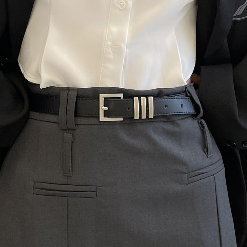 High-End cinto preto estudante versão coreana decorativo Jeans cinto simples senhoras cinto 2025 novo estilo estilo Prep