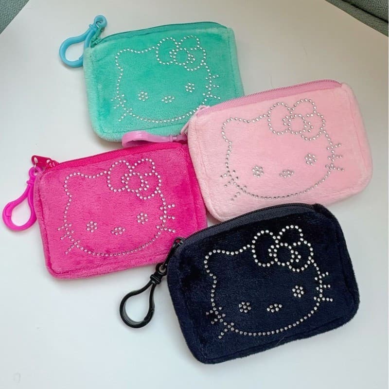 Bonito Dos Desenhos Animados Diamante Quente kt Gato Nicho Portátil Mudança Saco Chaveiro De Pelúcia premium Fone De Ouv