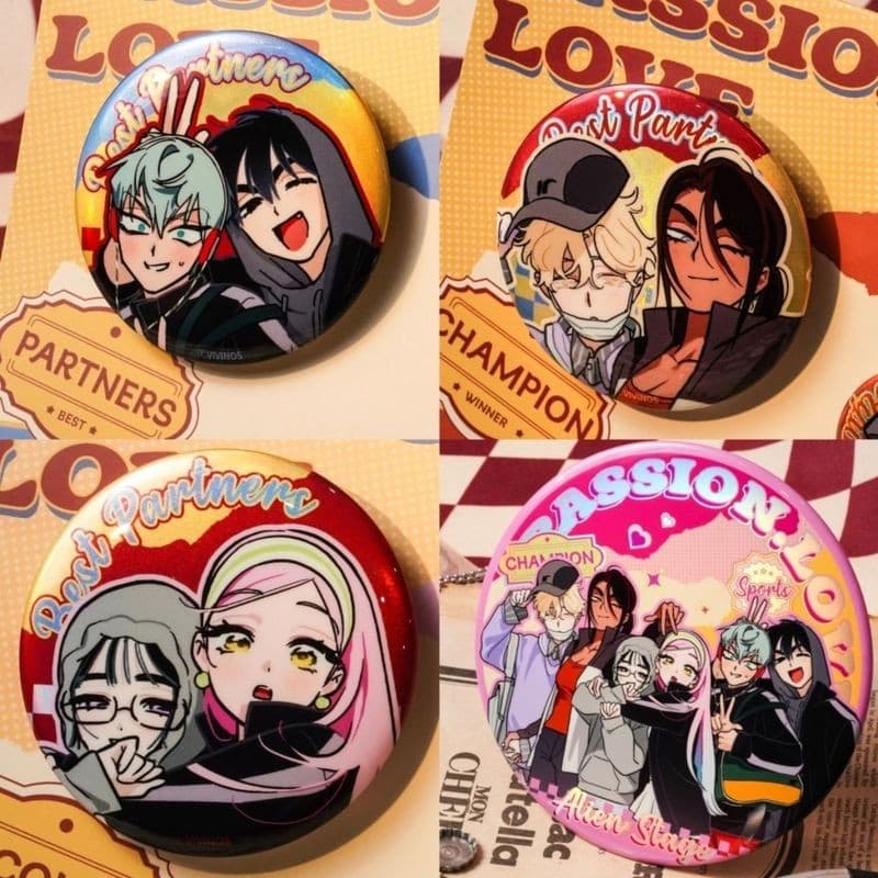 4 Pçs/Set Coreano Manga Terceiro Aniversário Café Tema Alien Stage Mizi Sua Ivan Até Hyuna Luka 58mm Crachá Broche Pin C
