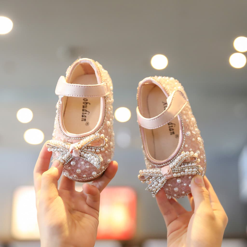 Feminino bebê criança sapatos primavera outono 2025 novo estilo brilhante diamante cristal princesa sapatos sola macia s