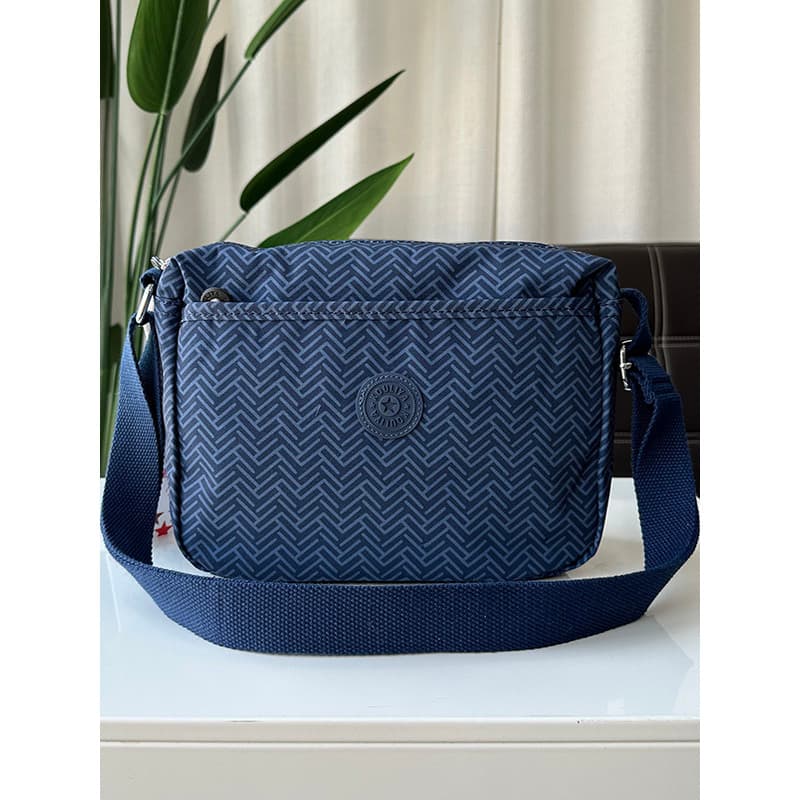 Ultra-leve moda mãe saco do mensageiro de meia-idade à prova dwaterproof água saco de pano All-Match bolsa de ombro sogr