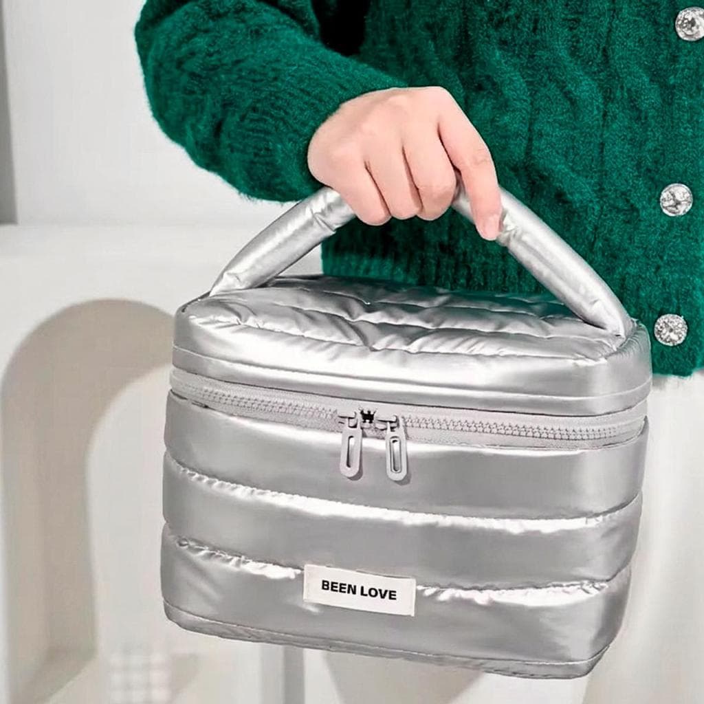 Necessaire Viagem Puff Organizador Maquiagem Higiene Impermeável Divisórias Acolchoada Metalizada Premium