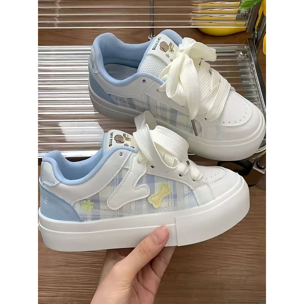 Outono Original nicho All-Match sapatos brancos femininos sola plana 2025 novo estilo de venda quente estudantes do ensi