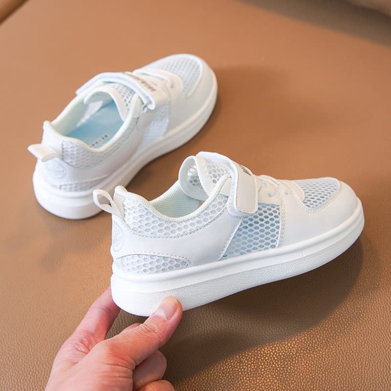 Puxar para trás sapatos esportivos infantis 2026 verão novo estilo meninos sapatos de malha meninas sapatos casuais resp