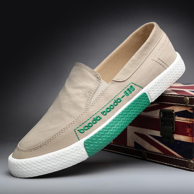 2026 novo estilo Boda sapatos masculinos deslizamento em mocassins sapatos de lona de cano baixo masculino na moda pregu