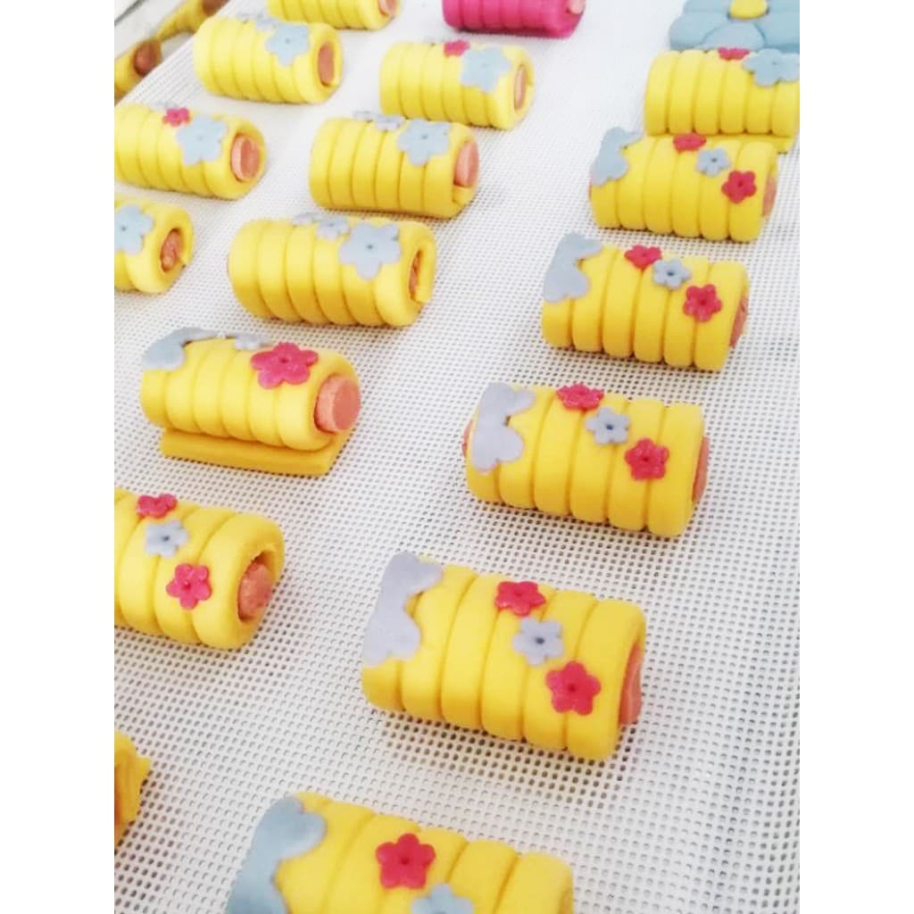Caterpillar Cartoon Pão Cozido no Vapor Molde Padrão Utensílios de Cozimento de Massa Rolado Pães Cozidos no Vapor 7cm T